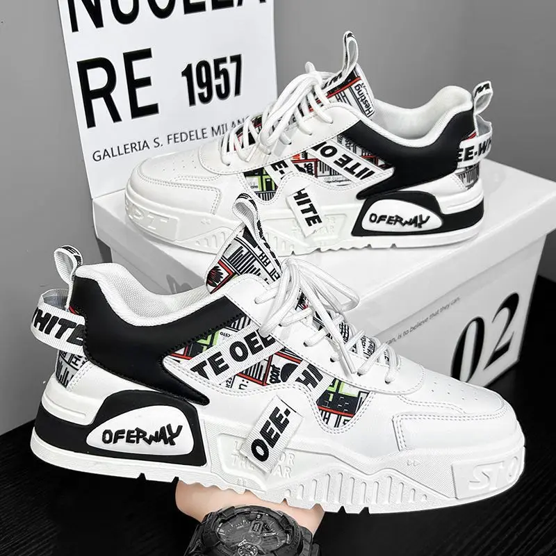 Casual Fashion Leather Sneaker - Badminton Shoes ulasan dan harga